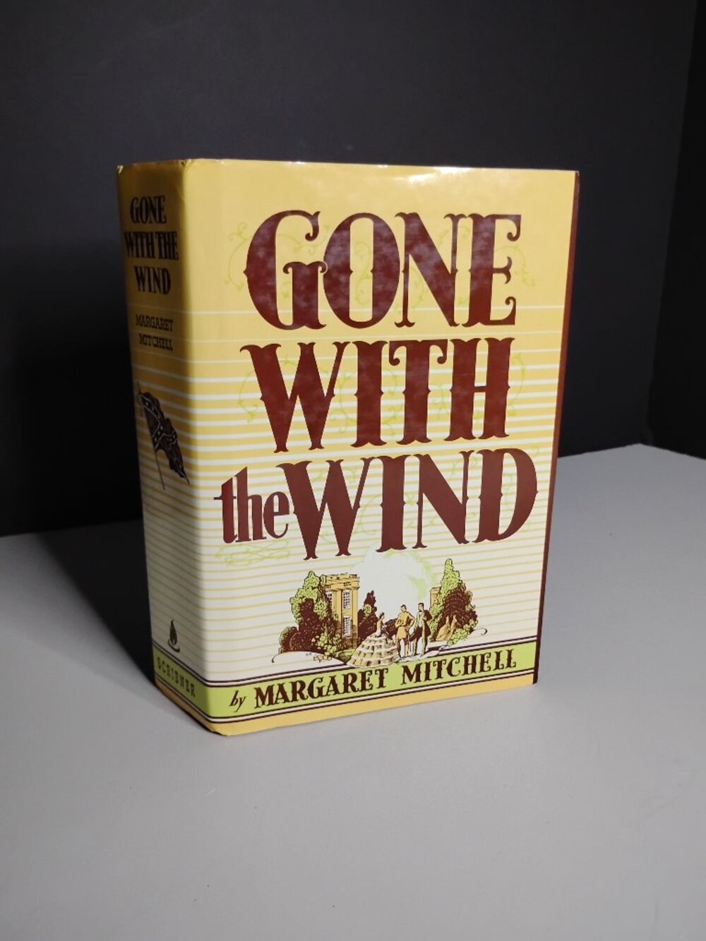 Gone With the Wind by Margaret Mitchell 1964 Macmillan/Scribner Hardcover Book